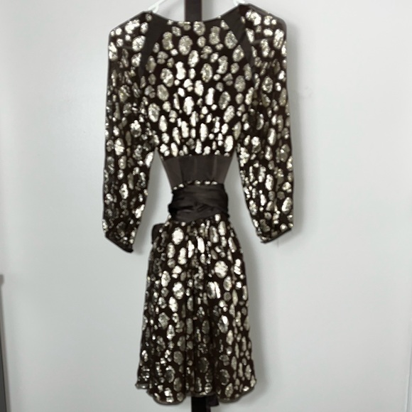 💟 Feraud Vintage Brown and gold shimmery gold dress - Picture 2 of 8